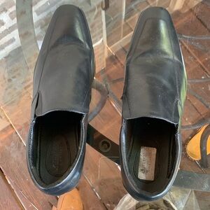 Arrow Mens Shoes Pre-owned in good condition Sz 10 Black.